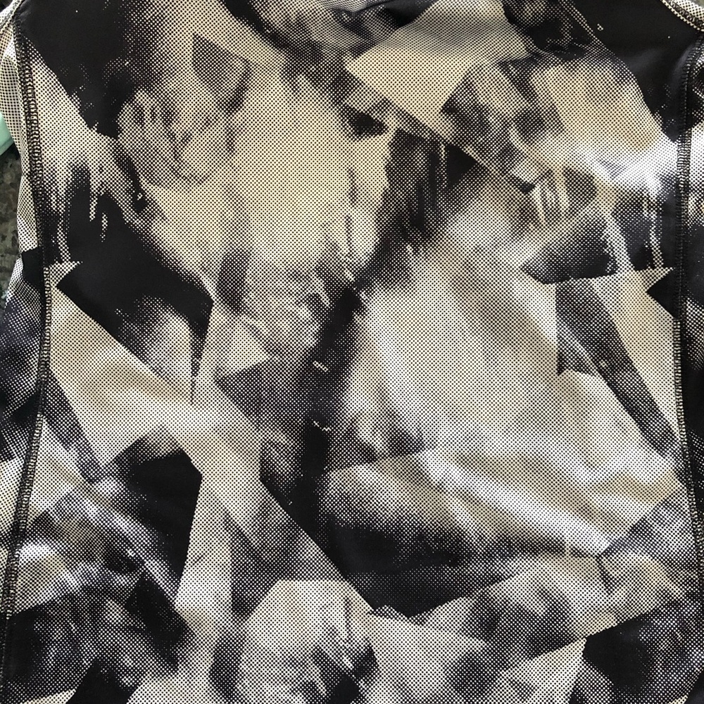 Fun Pattern Athletic Top - Picture 3 of 3